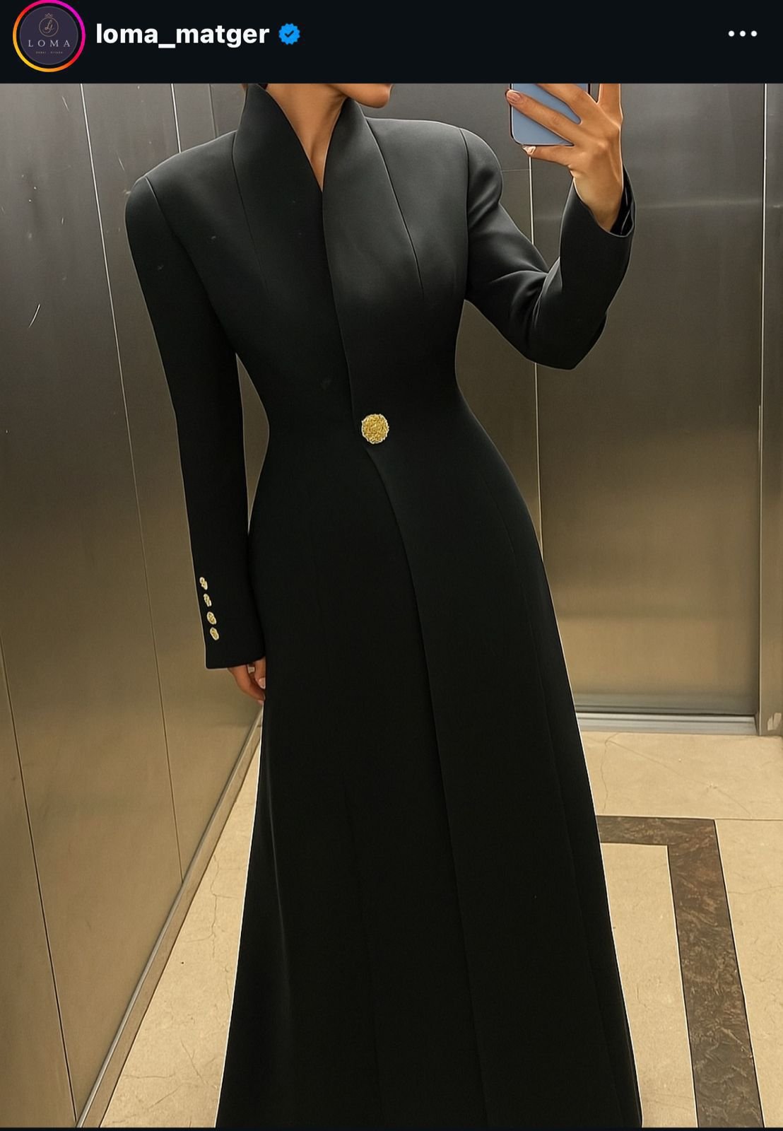 𝐋𝐔𝐗𝐔𝐑𝐘 𝐖𝐎𝐌𝐀𝐍 𝐒𝐔𝐈𝐓